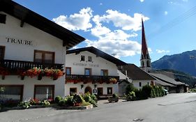 Gasthof Pension Traube